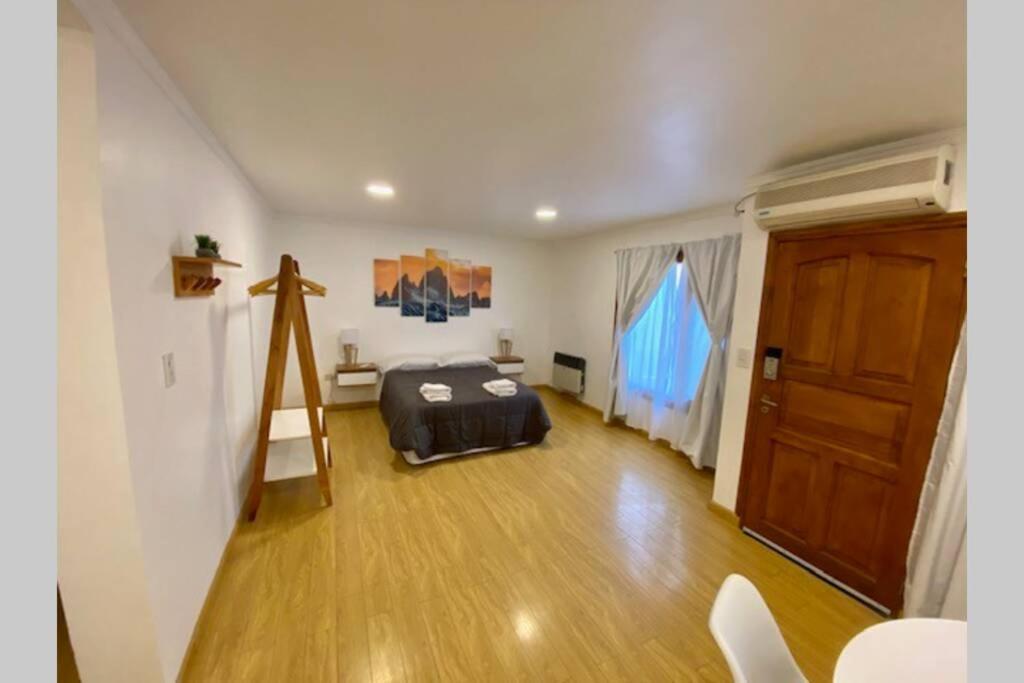 Ferienwohnung Departamento Amplio En Pleno Centro El Calafate Exterior foto